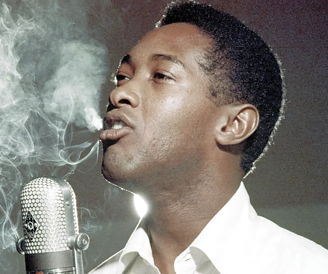 The 5 Most Beautiful Male Voices Of The '60s