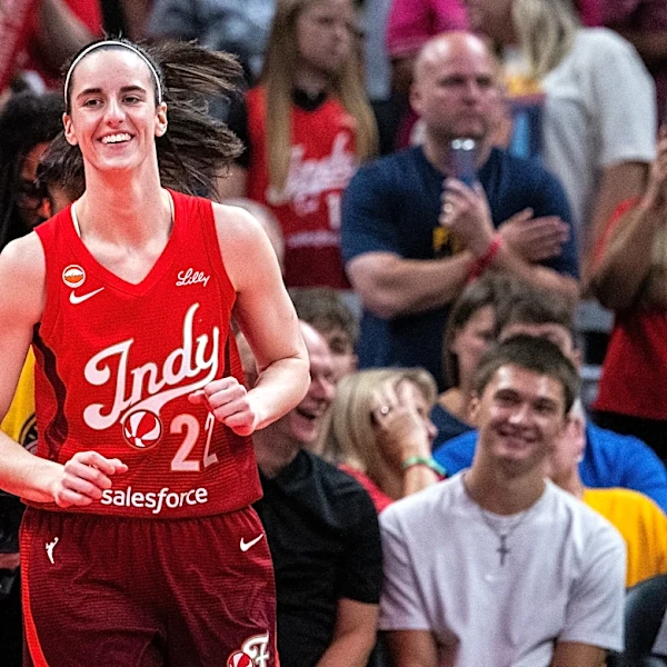 Caitlin Clark sets trio of WNBA firsts in Fever win vs. Sun