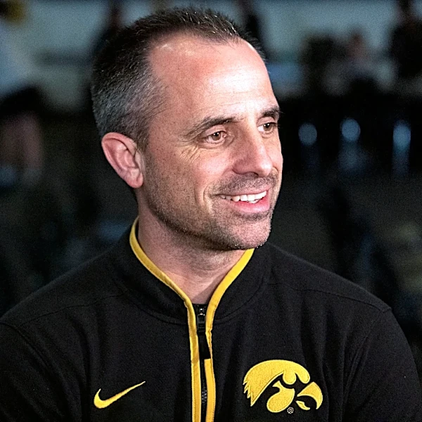 5-star 2028 forward Bentley Lusakueno sets Iowa basketball visit date