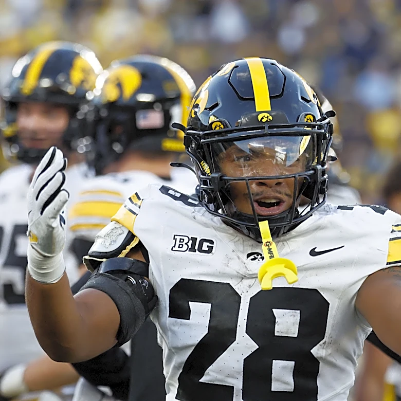 Iowa football climbs in latest AP Top 25 poll rankings