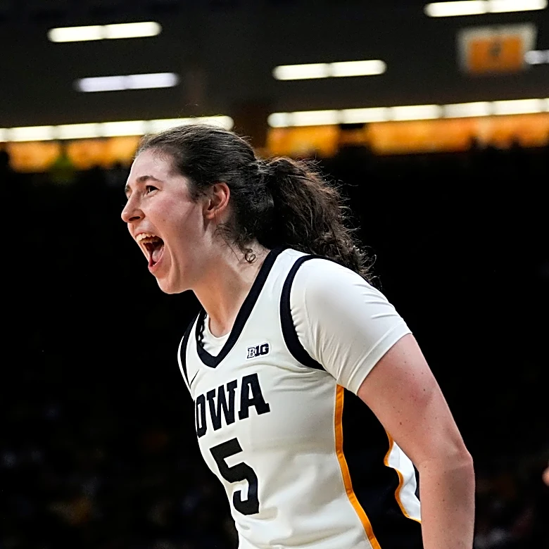 Iowa women's basketball sells out season tickets for fourth straight year