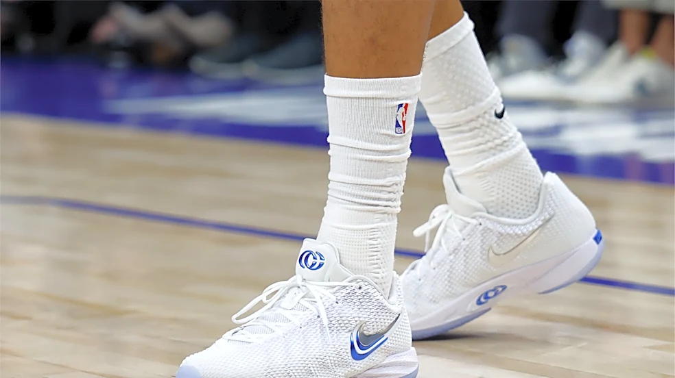 Pistons' Cade Cunningham opens NBA season in Caitlin Clark shoes