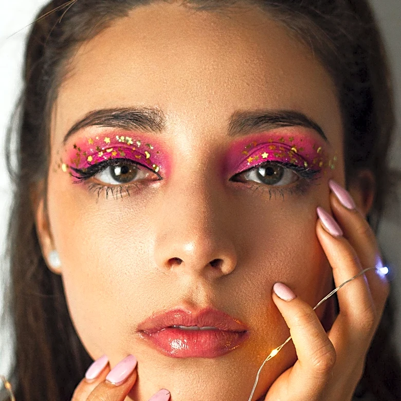 Y2K Halloween Makeup Ideas Making a Big Spooky Comeback This October