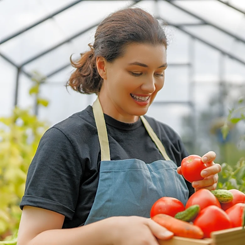 12 Lesser-Known Gardening Hacks For Growing Healthy Tomatoes