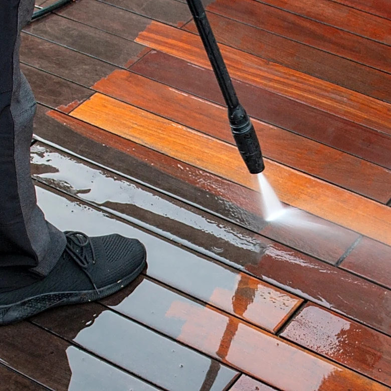 What's The Best Pressure Washer Setting When Cleaning A Wood Deck?