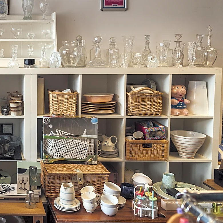 New York Made It A Staple: Now It's The Vintage Thrift Store Find We All Want For Our Yards