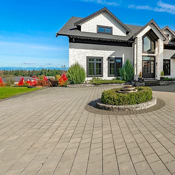 What's The Average Lifespan Of A Cobblestone Driveway?
