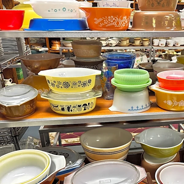 It Was Rare, Even In The '60s — Now You'd Be Lucky To Find This Vintage Pyrex Anywhere
