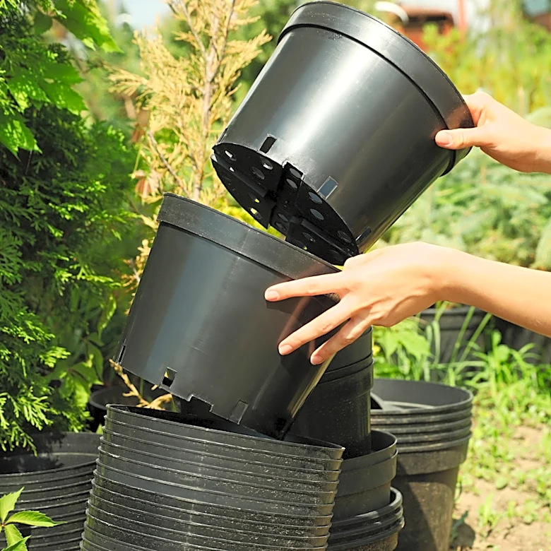 Goodbye Traditional Nursery Pots: There's A Non-Toxic Alternative For Your Garden