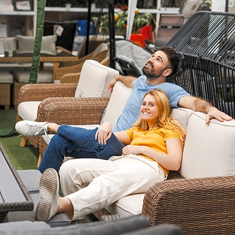 When Does Costco Mark Down Unsold Outdoor Patio Furniture?