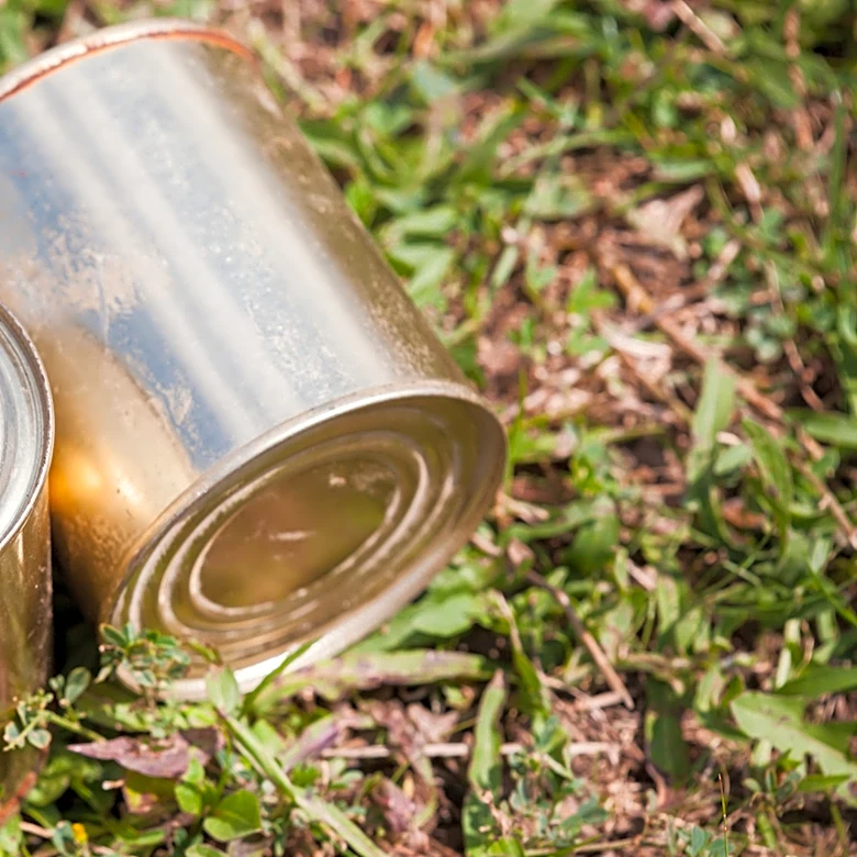'I Bet It Sounds Lovely When It Rains' — DIYer Creates A Garden Rain Chain Using Soup Cans