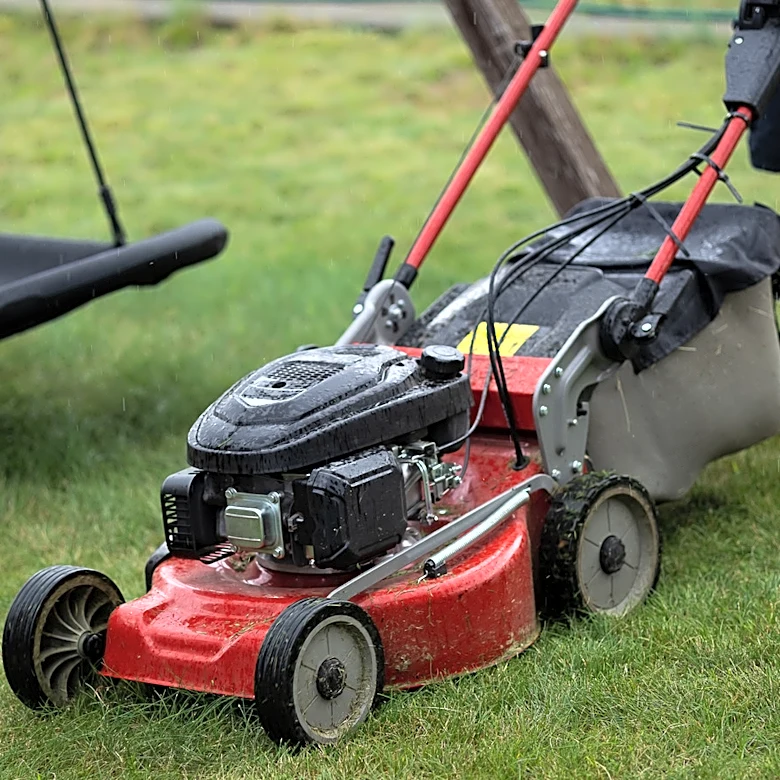 What Happens If You Use A Battery Lawn Mower In The Rain?