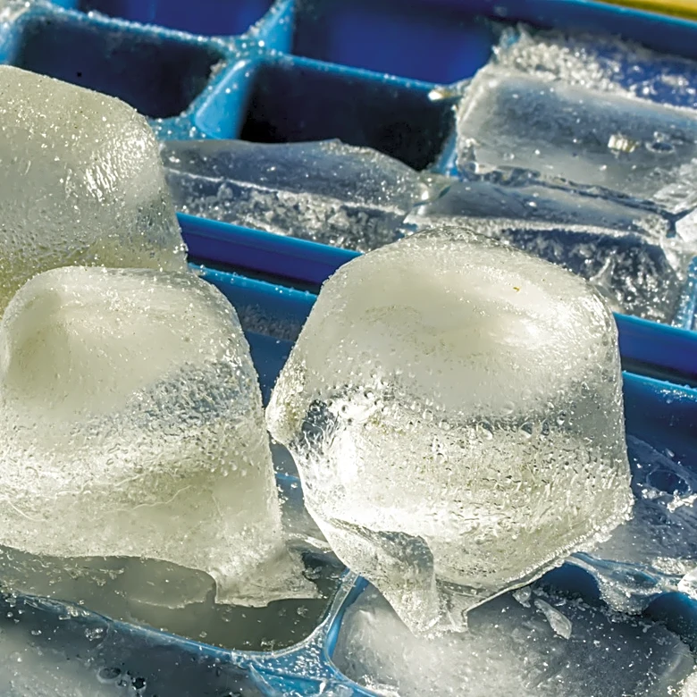 Why There's Simply No Need For Plastic Ice Cube Trays Anymore