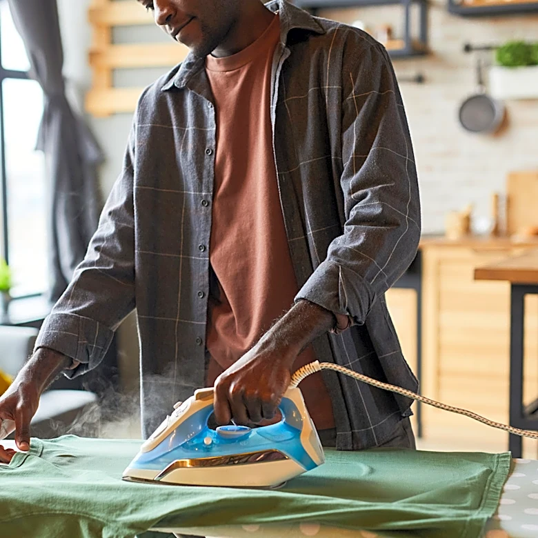 Consumer Reports Names The Perfect Time To Shop Steam Irons On Sale (You Better Hurry)