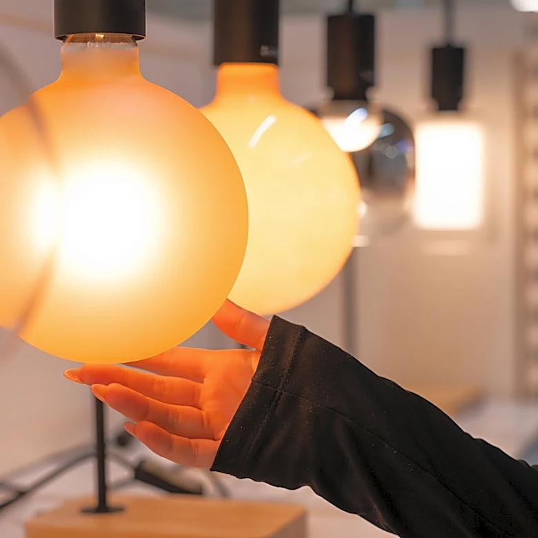 5 Lamps That Defined '80s Homes