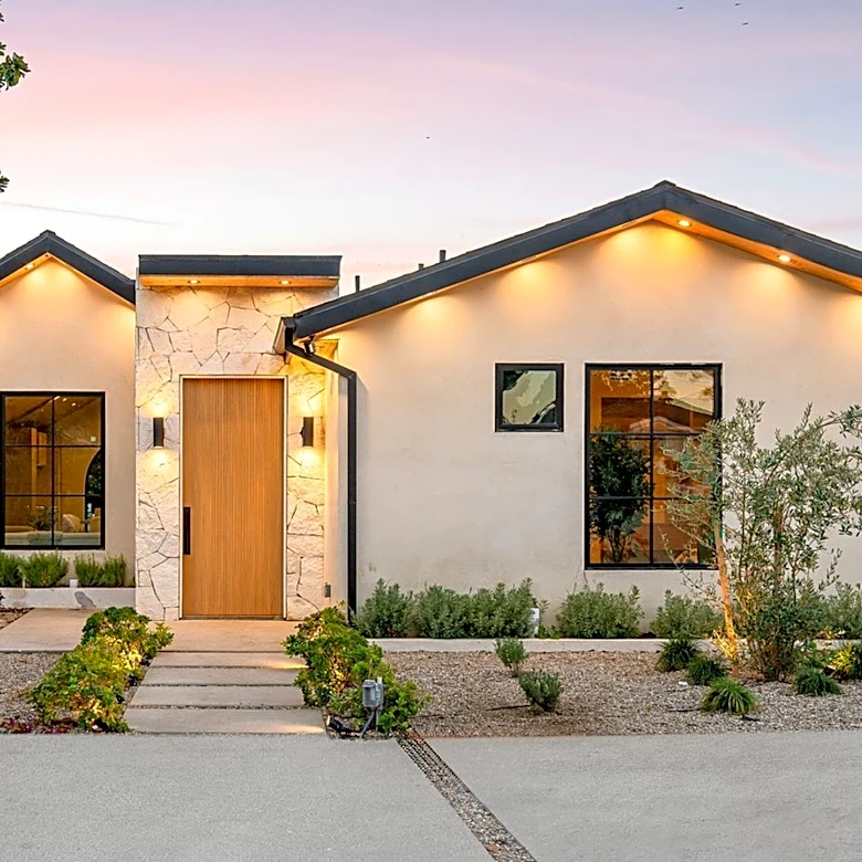 The Smart And Weather-Proof Costco Solution That Lights Up Your Yard