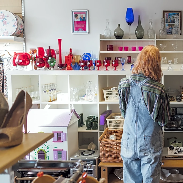 America's 11 Best Thrift Store Chains To Shop For Home Goods, According To Reviews