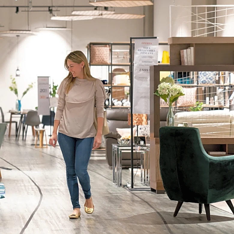 Everyone Had It In The '80s — Now It's The Furniture That Makes Small Spaces Appear Larger