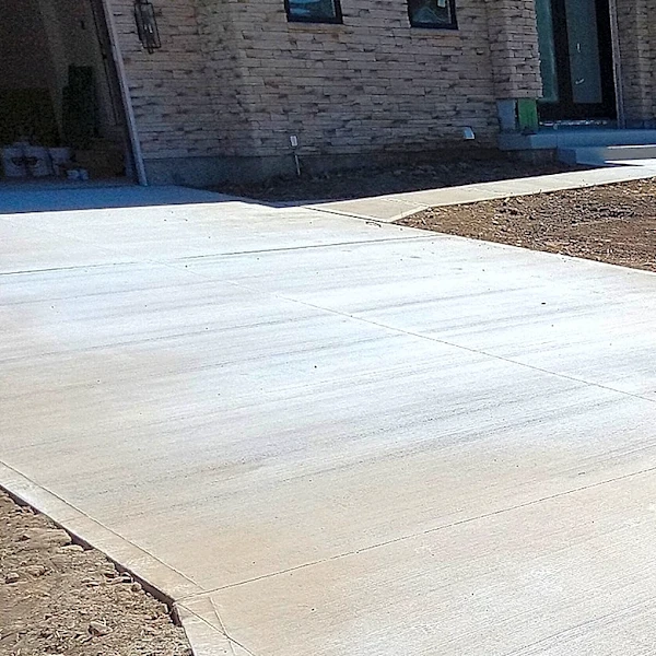 Ditch Concrete Driveways – How To Make This Alternative Gravel Variety Pop In Your Yard