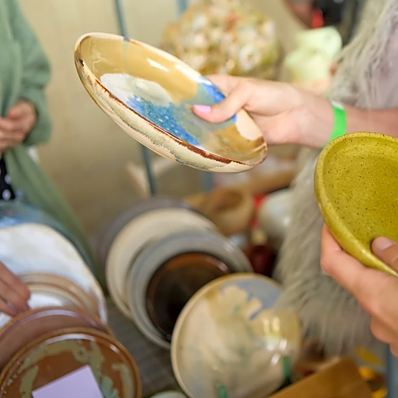 Skip Pyrex: The Art Deco Style Antique Dishware To Search For At Thrift Stores