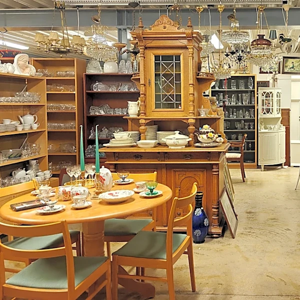 The Rare, Vintage Pyrex Pattern Collectors Still Hunt For At Thrift Stores
