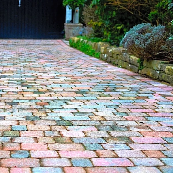Not Brick, Not Pavers: Amazon Has A Durable, Rubber Alternative For Driveway Edging