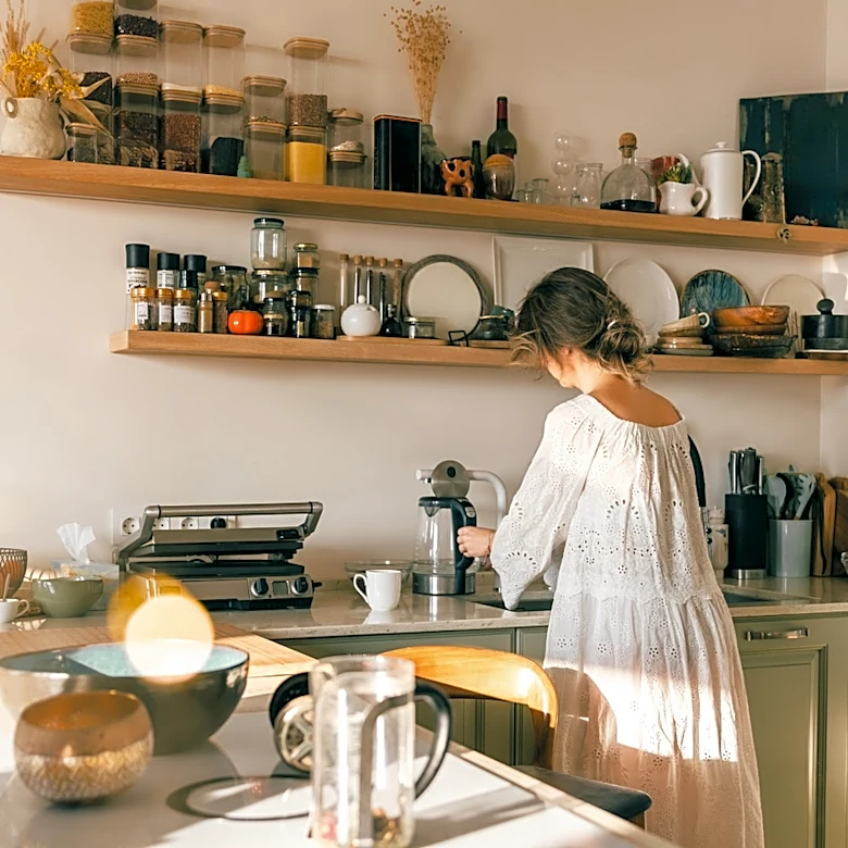 Customize Your Countertop Storage: Amazon Has A Sleek And Adjustable Utensil Holder