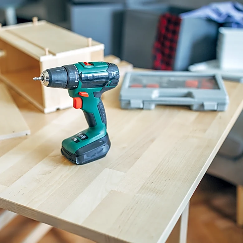 Use A Floor Mat To Create A Rustic, Fluted Side Table