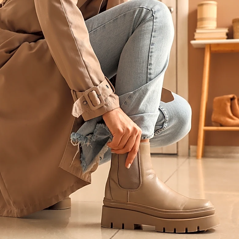 Ditch Cluttered Entryways For An Amazon Find That Looks Good And Keeps You Organized