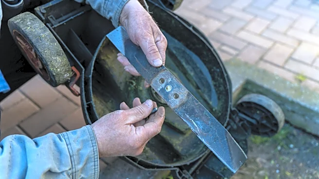 Should Mower Blades Be Loose Or Tight?