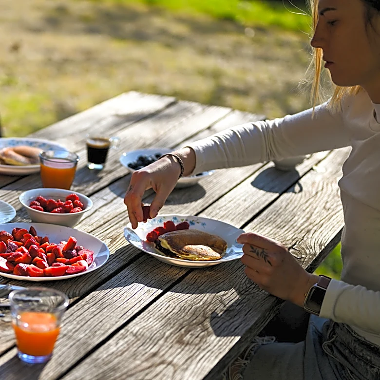 Don't Pay To Remove A Tree Stump: Turn It Into An Impressive Outdoor Table