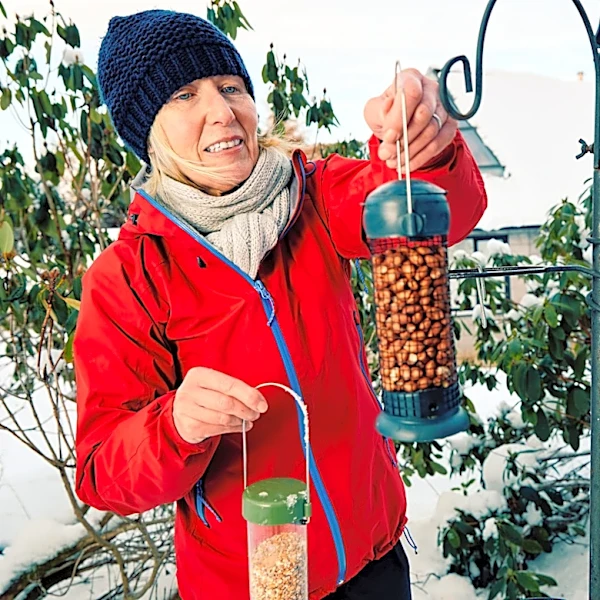Goodbye Traditional Bird Feeders: The Sturdier Amazon Find That Offers More Space