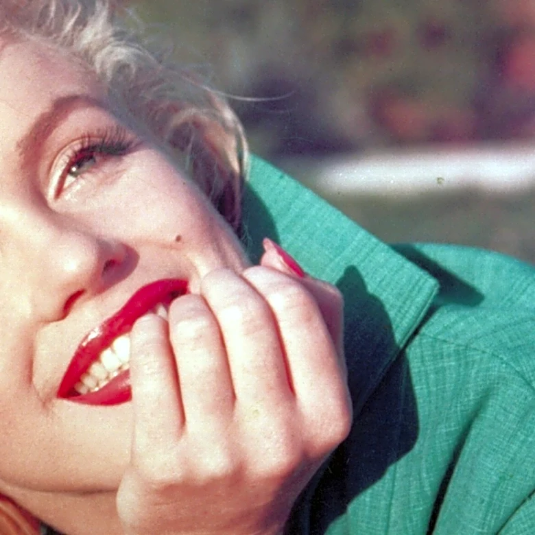 Marilyn Monroe's Beloved Accent Light: The Dupes You Can Still Find Today