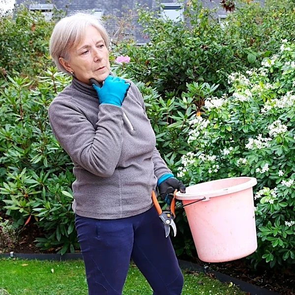 The Fragrant, Old-Fashioned Shrub Gardeners Rarely Grow Anymore