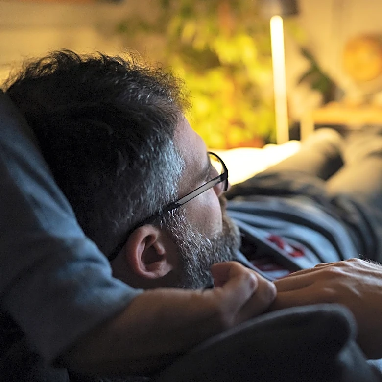 Easily Determine How Far To Put A TV From Your Couch With Consumer Reports' Advice
