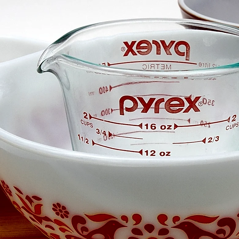 The Rare Pyrex Dish That Introduced A New Technique For Tempered Glassware