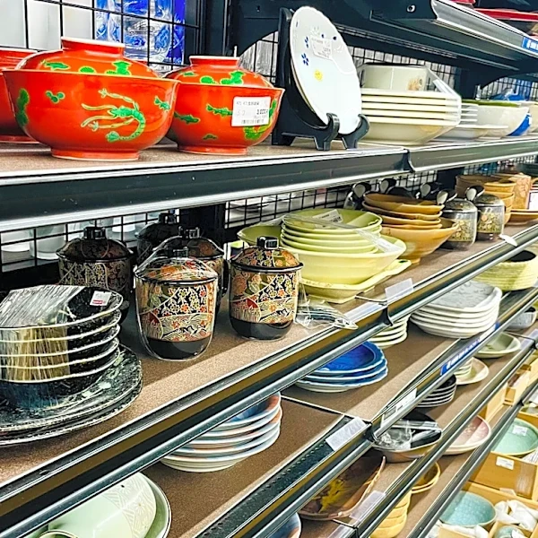 Ashtrays Are A Dime A Dozen: But We'd Be Thrilled To Find This Vintage Treasure