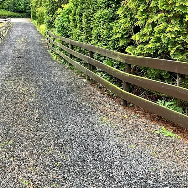 Is There A Better Color Than Gray For Gravel Driveways?