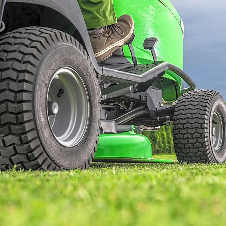 Riding Lawn Mower Vs Lawn Tractor: What's The Difference?
