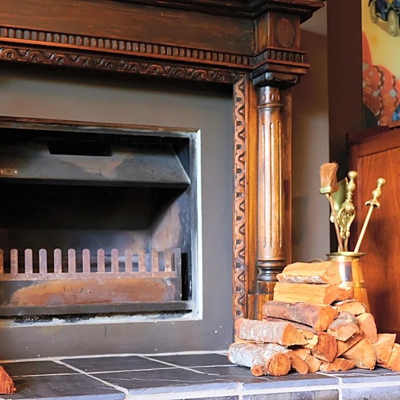 Everyone Owned It In The 1800s, Now It's A Must-Have Fireplace Accessory