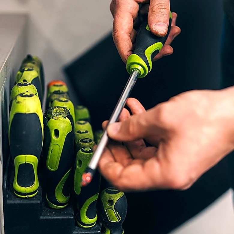 How To Clean A Dirty Screwdriver (& Why You Shouldn't Ignore This Chore)