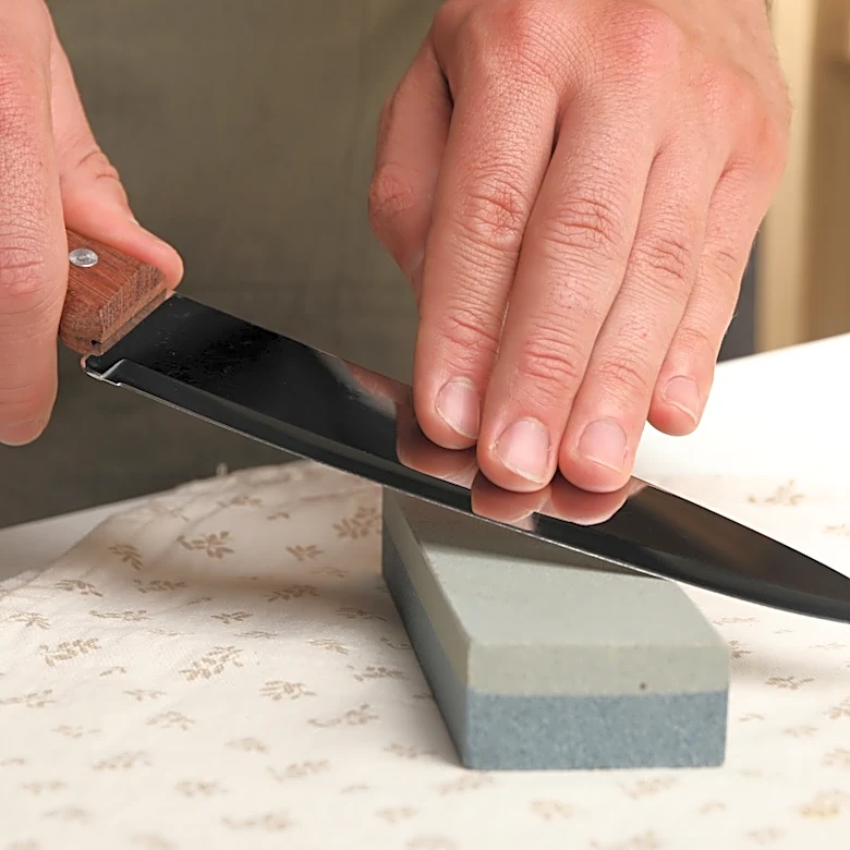 Ditch The Guesswork: Sharpen Your Knives With This Affordable Amazon Find