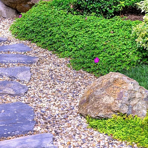 Turn Old Vinyl Blind Strips Into Cheaper Diy Paver Molds With A Clever Upcycle