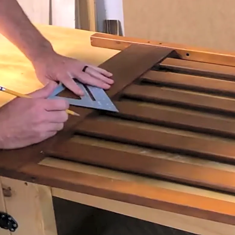 Man Transforms An Old Wood Crib Into A Beautiful Garden Bench With An Impressive DIY
