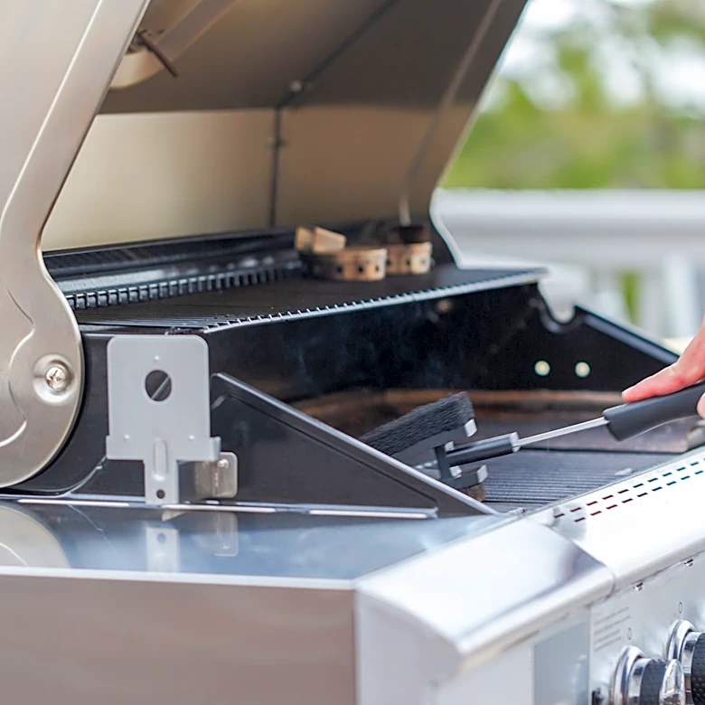 Is It Okay To Hose Down A Propane Grill?