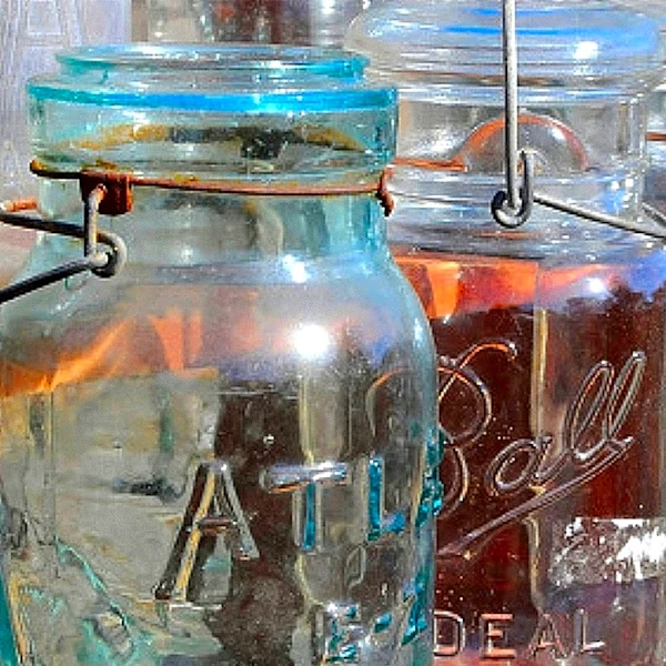 The Rare Vintage Mason Jar That Collectors Dream Of Finding Secondhand In Thrift Stores