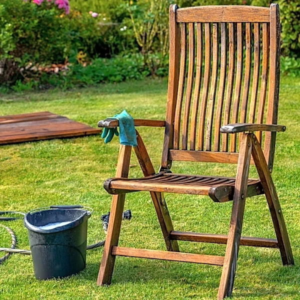 Is It Okay To Hose Down Wood Patio Furniture?