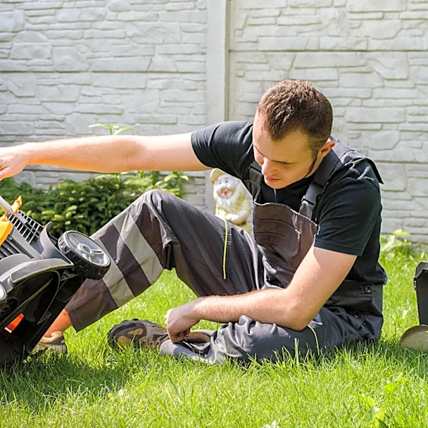 Why Does Your Lawn Mower Keep Getting Clogged?