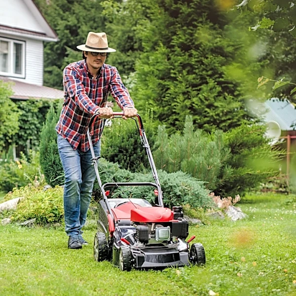 Prevent Your Lawn Mower Deck From Rusting Without WD-40