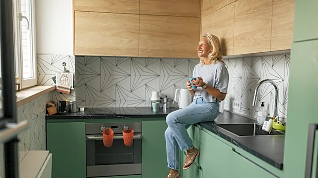 Everyone Owned It In The '60s — Now It's The Funky Jar Set We Want On Our Kitchen Counters